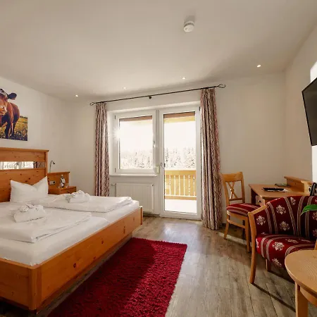 Thaelerhaeusle Mit Schwimmbad 4* Furtwangen