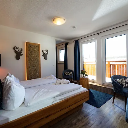 Hotel Thaelerhaeusle Mit Schwimmbad 4*