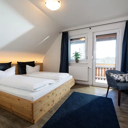 Hotel Thaelerhaeusle Mit Schwimmbad
