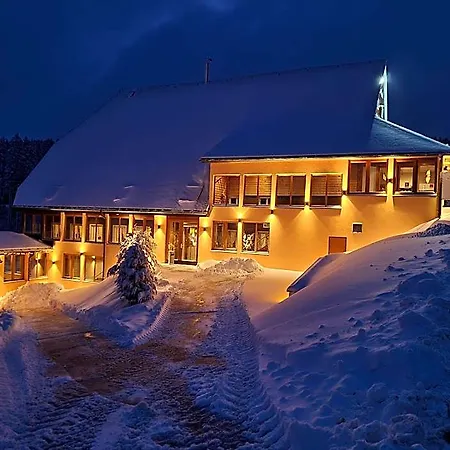 Hotel Thaelerhaeusle Mit Schwimmbad