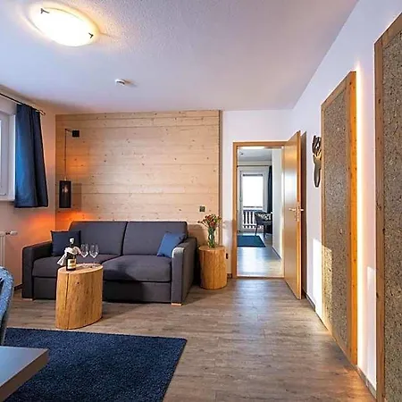 Thaelerhaeusle Mit Schwimmbad Hotel 4*