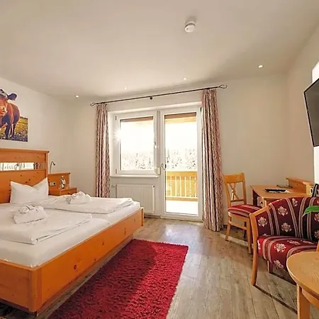 Hotel Thaelerhaeusle Mit Schwimmbad