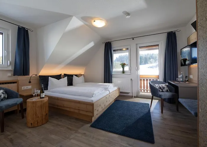 酒店 Thaelerhaeusle Mit Schwimmbad 4*